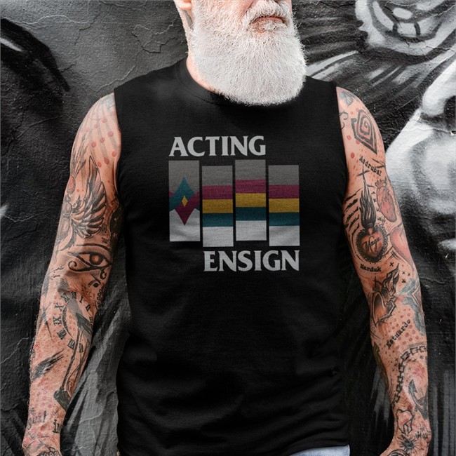 Star Trek Shop Stands Merch Wil Wheaton's Acting Ensign Shirt Trekkie David